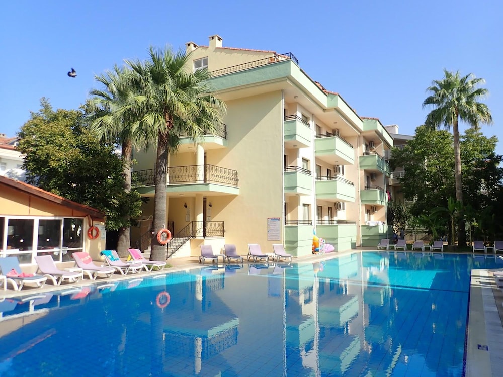Club Palm Garden Keskin 6/68