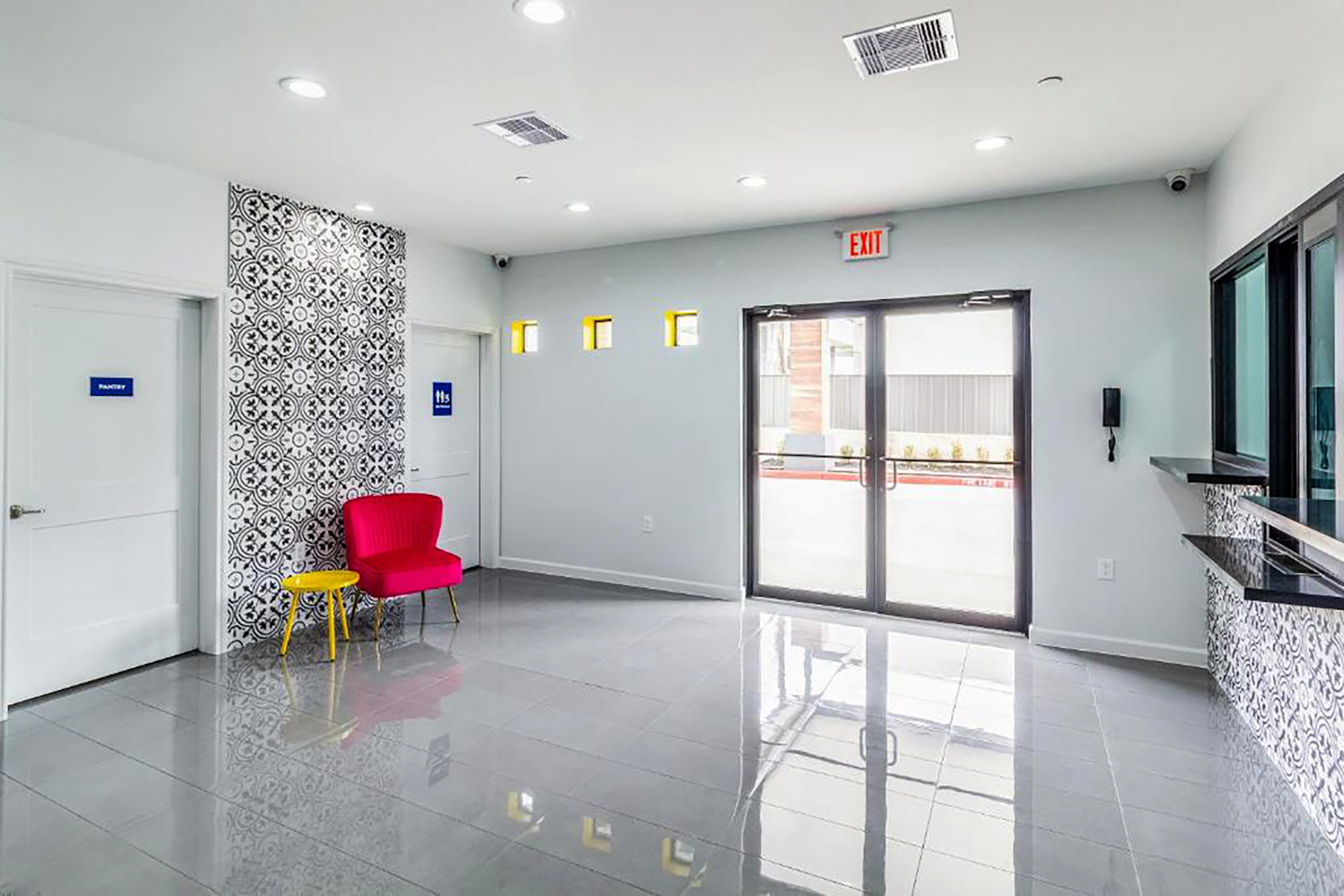 Americas Best Value Inn and Suites Kingwood IAH Airport 27/31