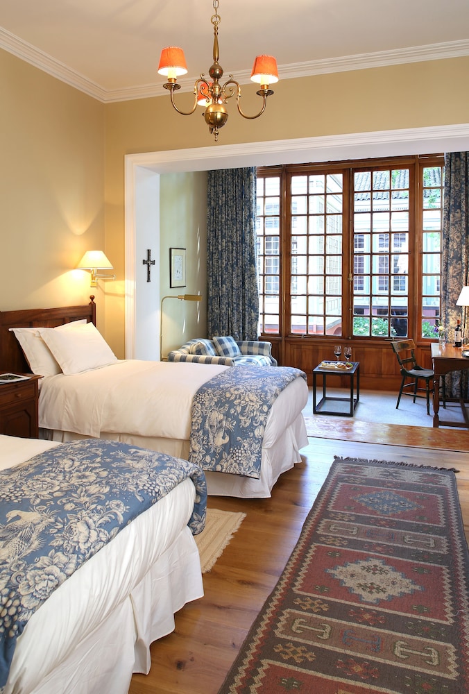 STANDARD, TWIN BEDS