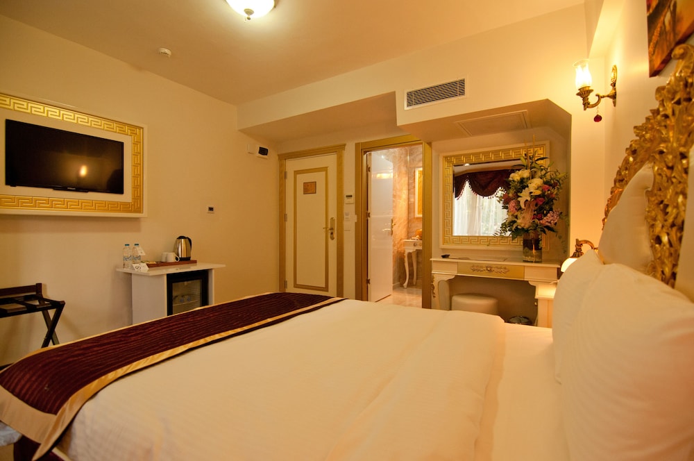 Vali Konak Hotel 30/65
