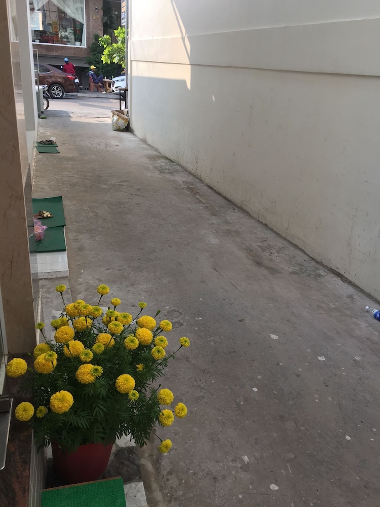 Ngan Giang Guest House 54/65