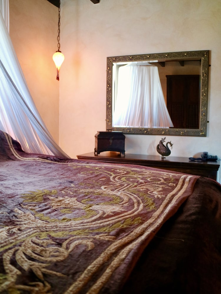 Spirit Of The Knights Boutique Hotel 38/76