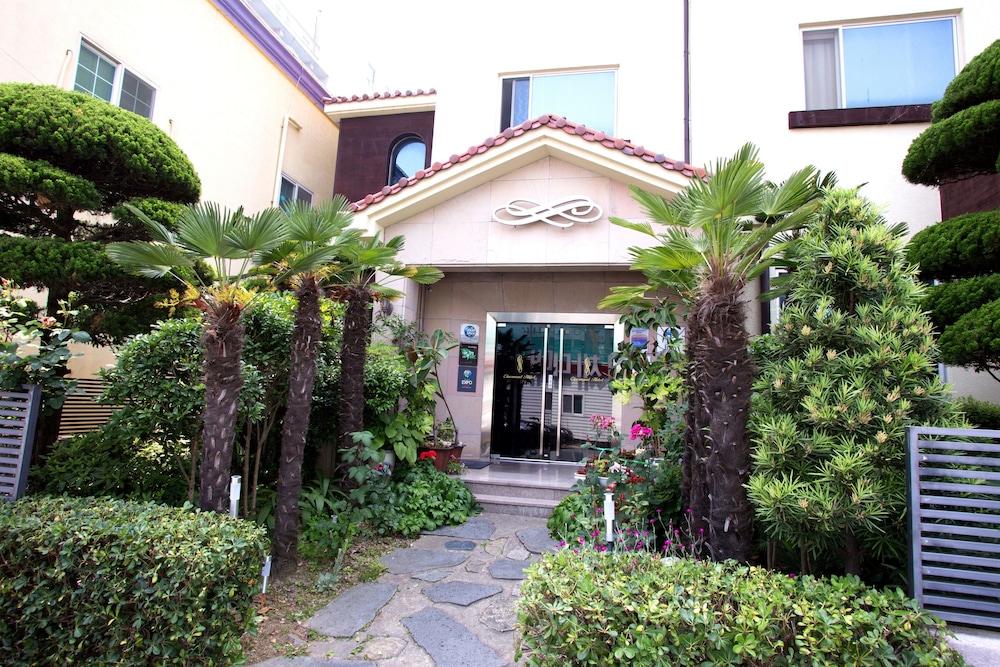 Charmant Hotel 20/24