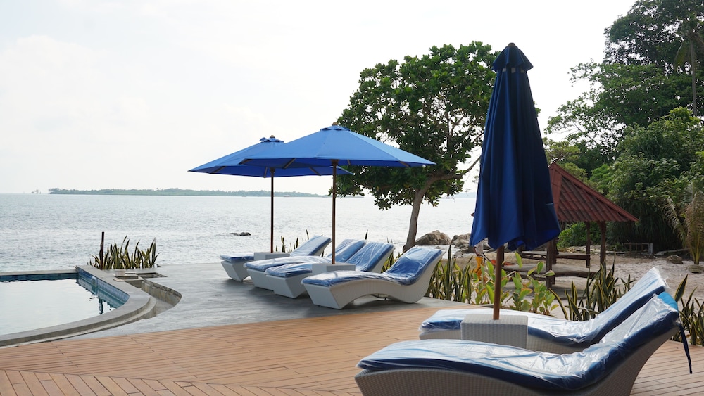 Bintan Pearl Beach Resort 16/43