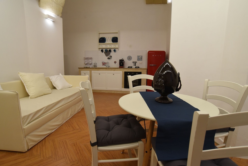 Cadelli Luxury Suite 29/48