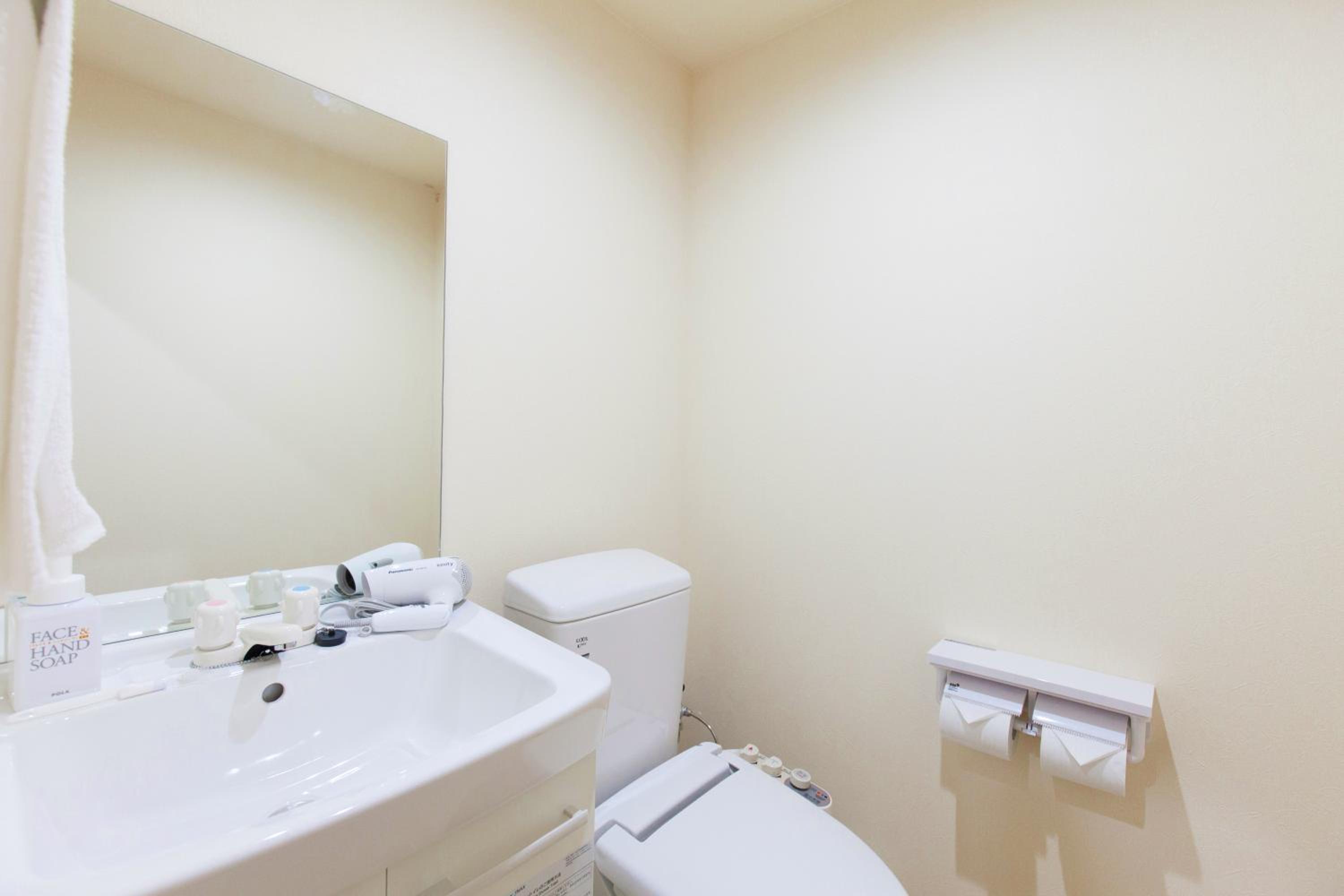 Room, Single, Shared Bathroom, New Building