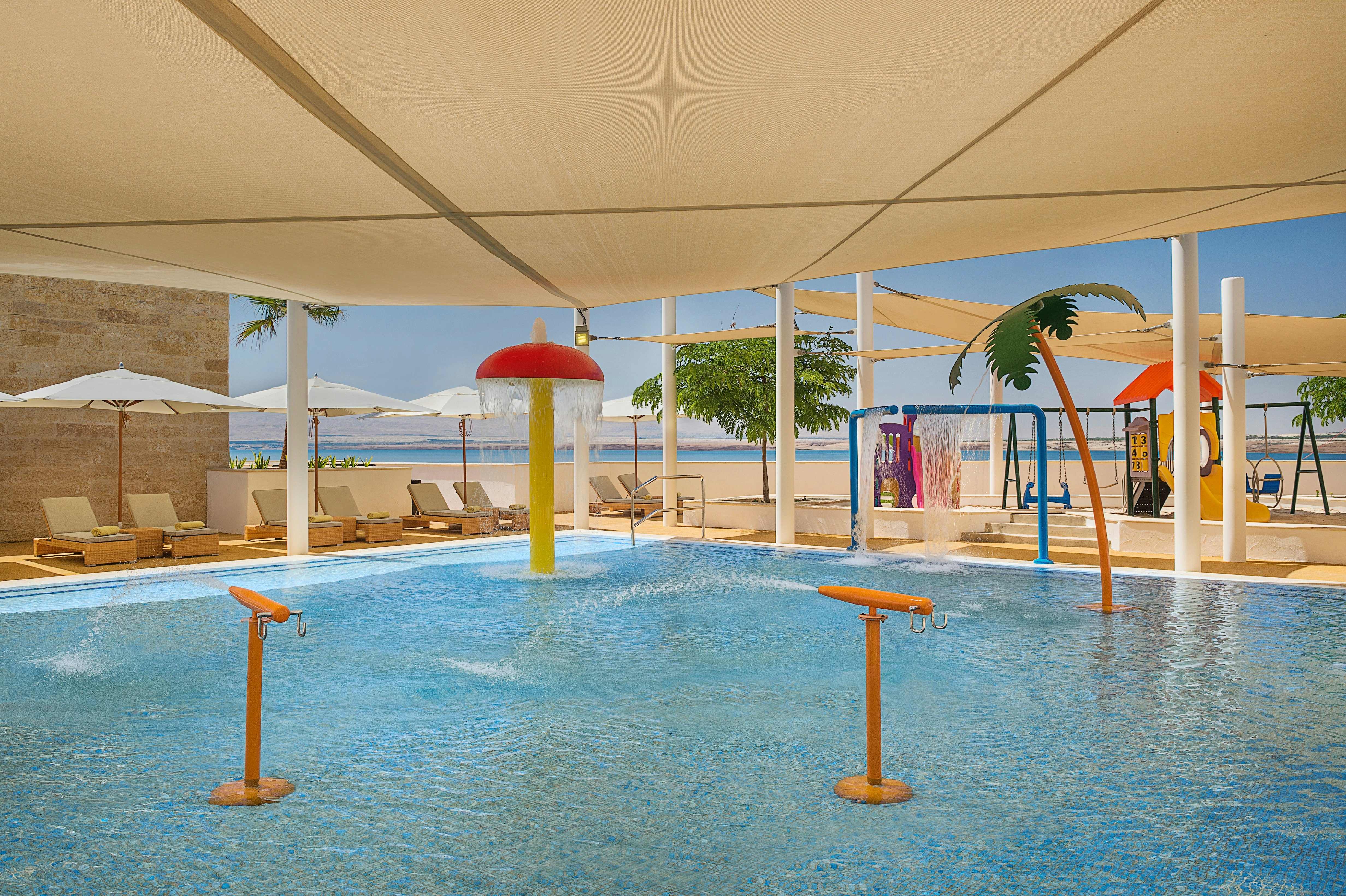 Hilton Dead Sea Resort and Spa 39/50