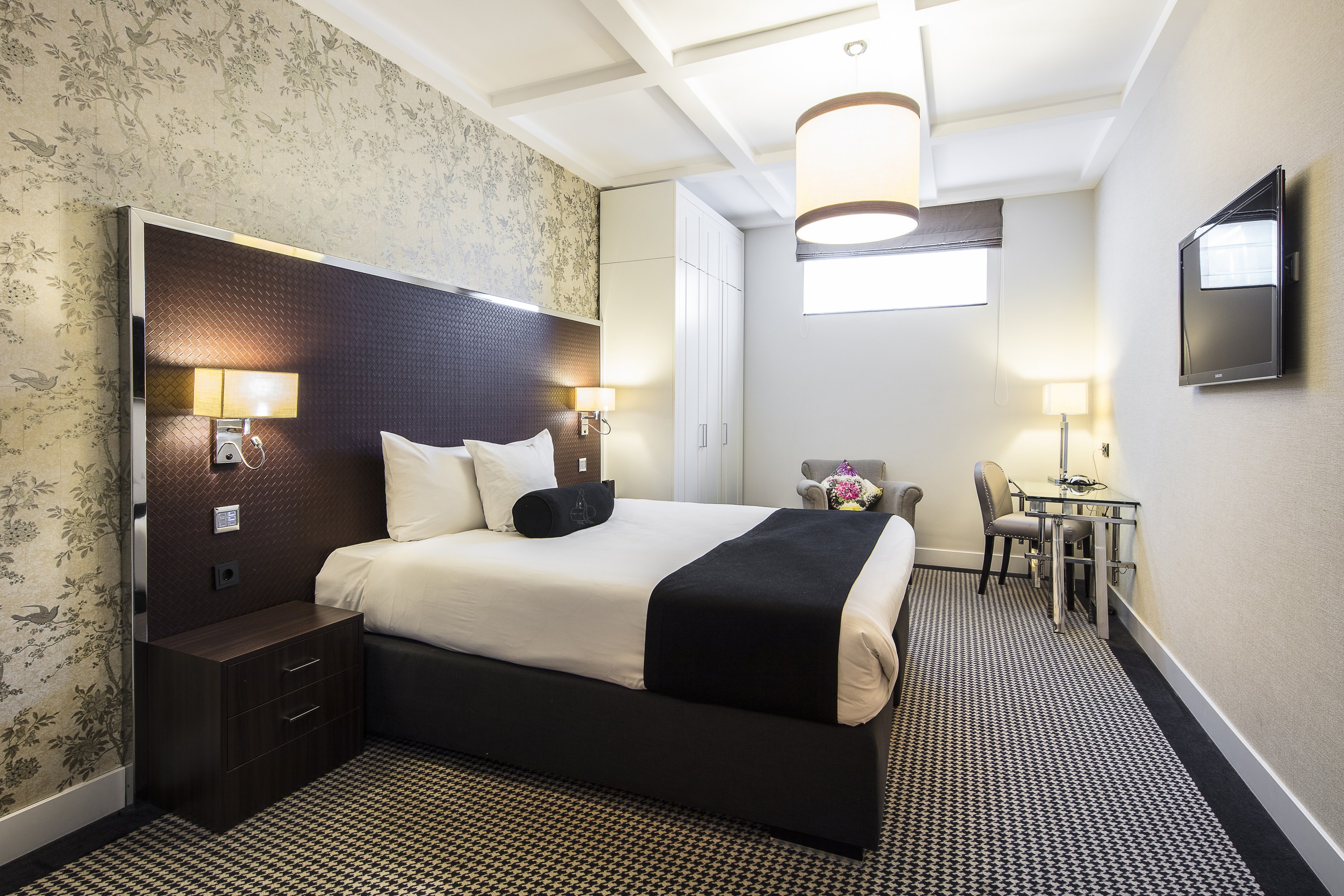 Room, Double Bed, No View, Attic