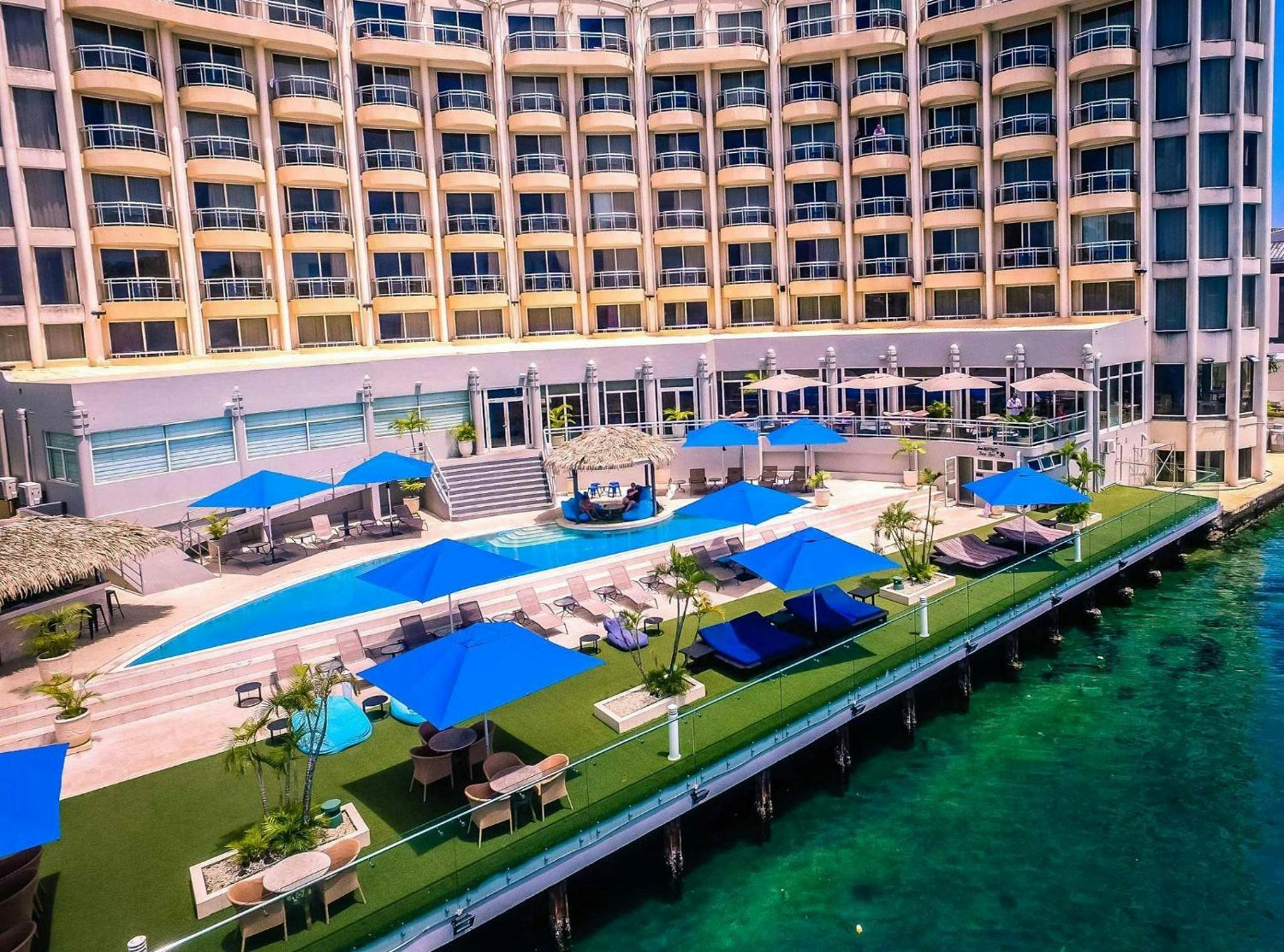 Grand Hotel and Casino 46/49