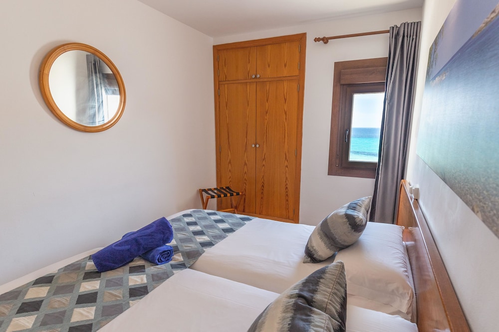 R2 Cala Millor Beach Apartment 19/50