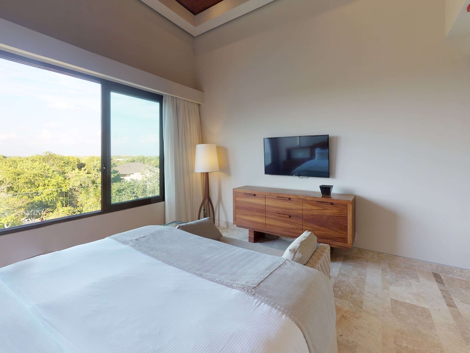 3 BEDROOMS, PENTHOUSE, VILLA