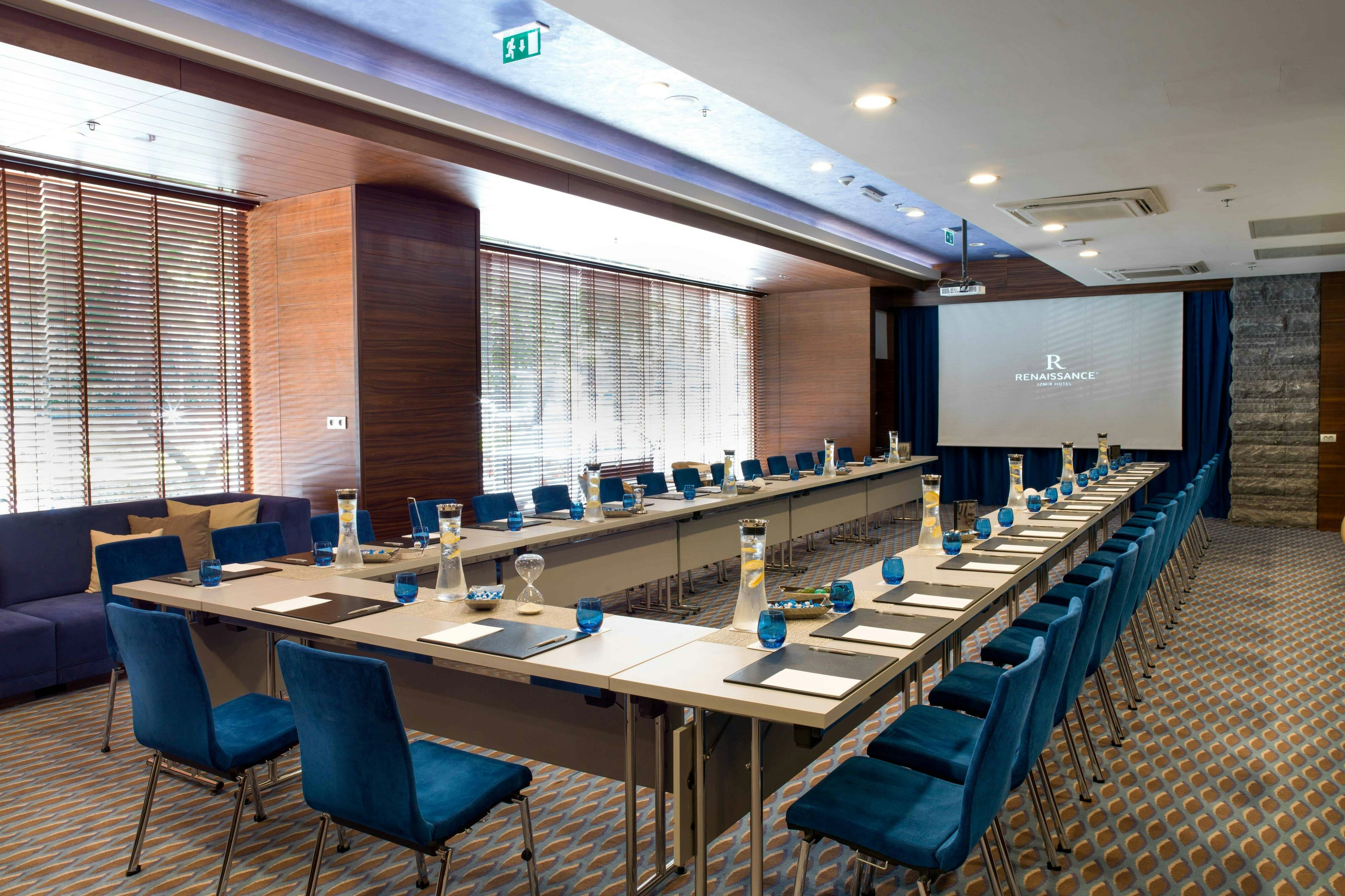 Renaissance Izmir Hotel 54/57