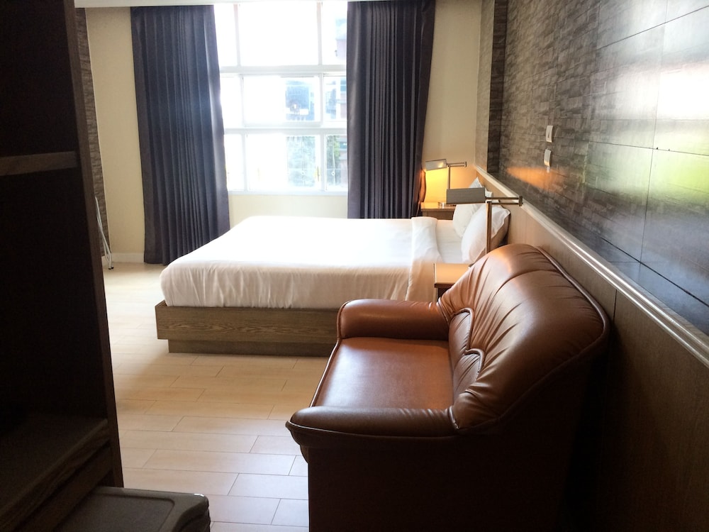 BOURBON ST BOUTIQUE HOTEL 13/35
