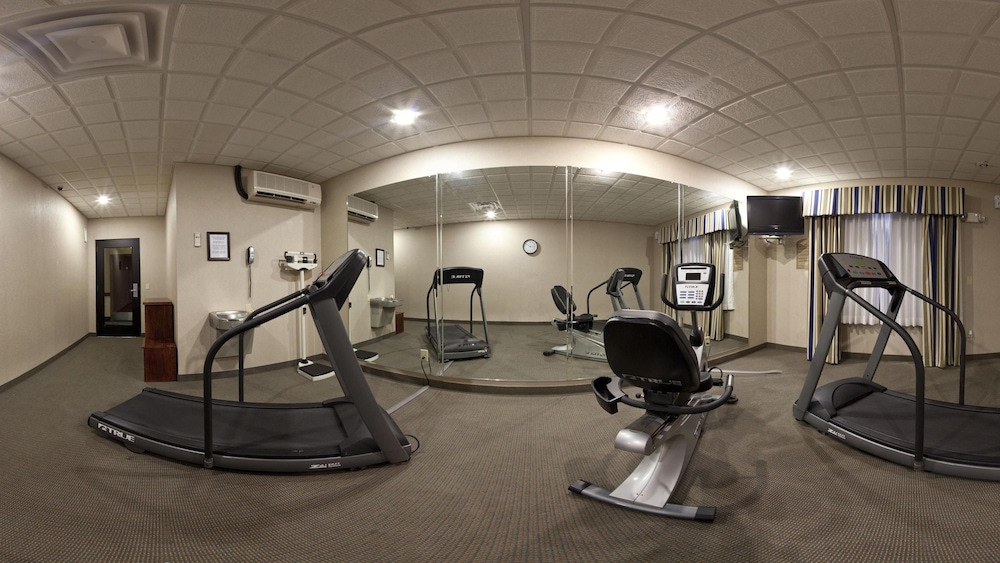 Holiday Inn Express Hotel And Suites Douglas 41/60