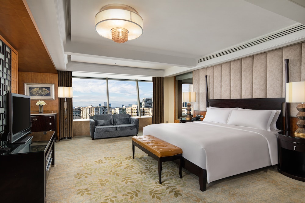 Intercontinental Chengdu Century City 19/82