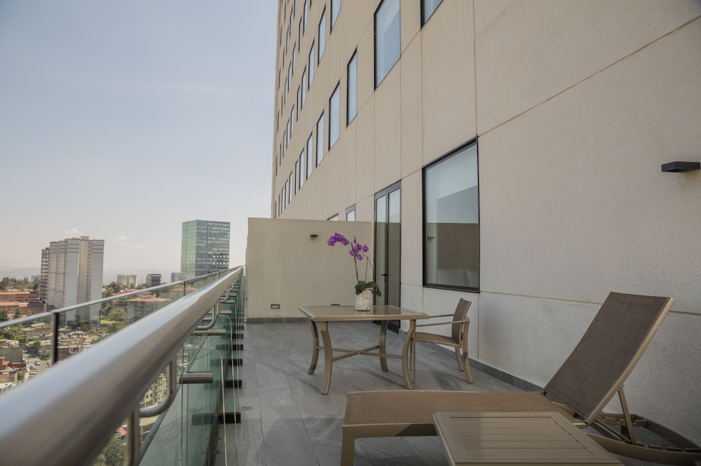 Hyatt House Mexico City Santa Fe 30/47