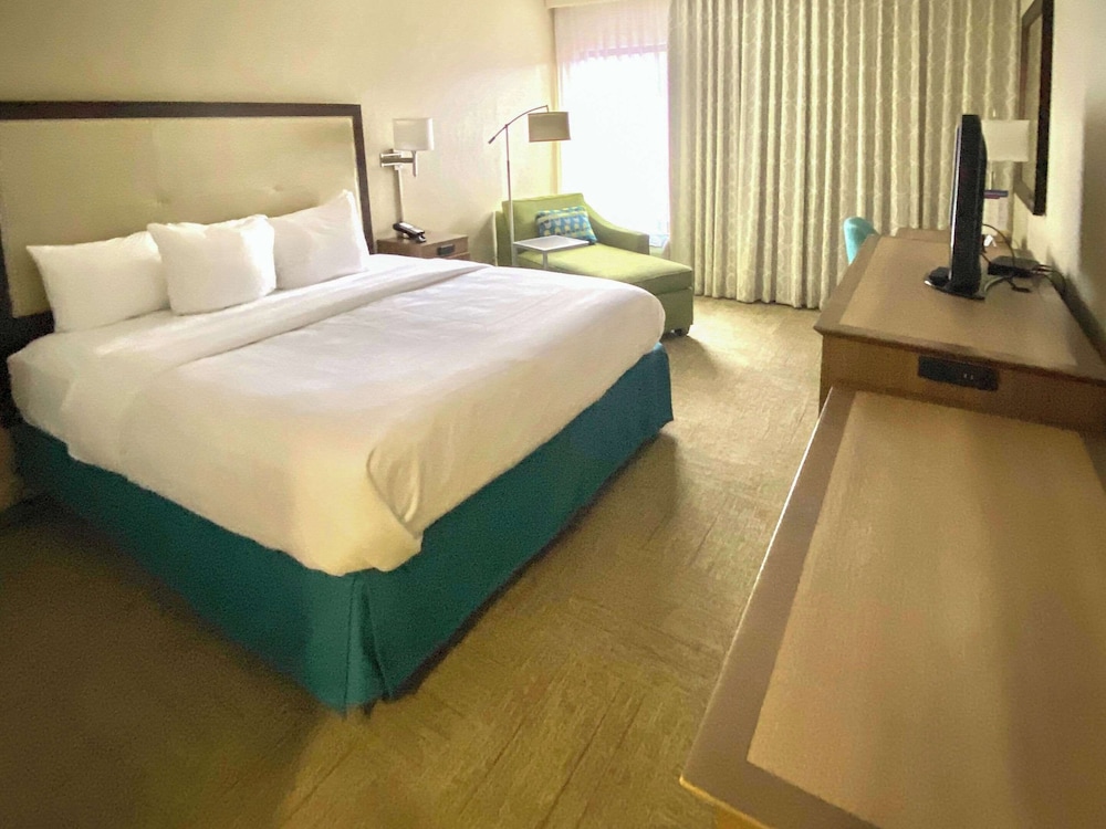 غرفة قياسية بسرير كينج، Comfort Inn Darien - North Brunswick 2/5