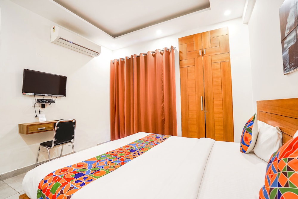 Fabhotel Nstay 32 22/30