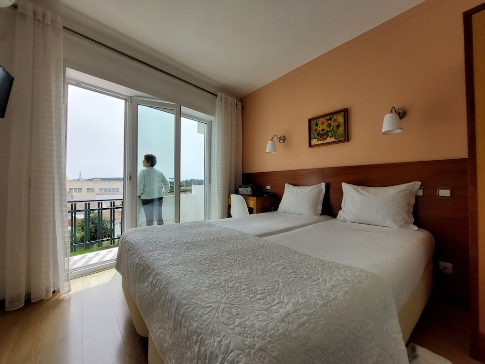 HOTEL SANTIAGO 24/54