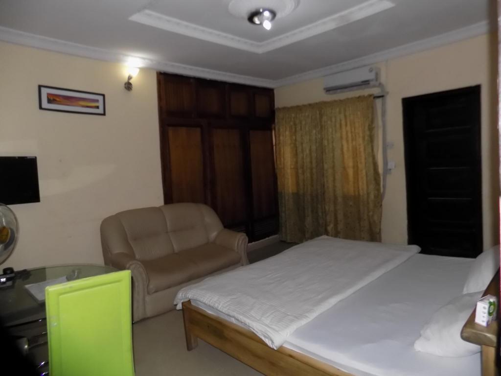 Royal Green Guest House 10/16