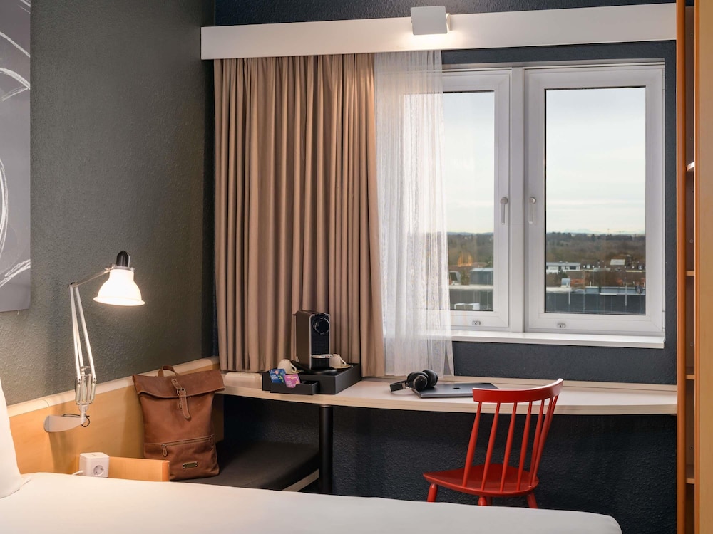Ibis Muenchen Parkstadt Schwabing 51/70