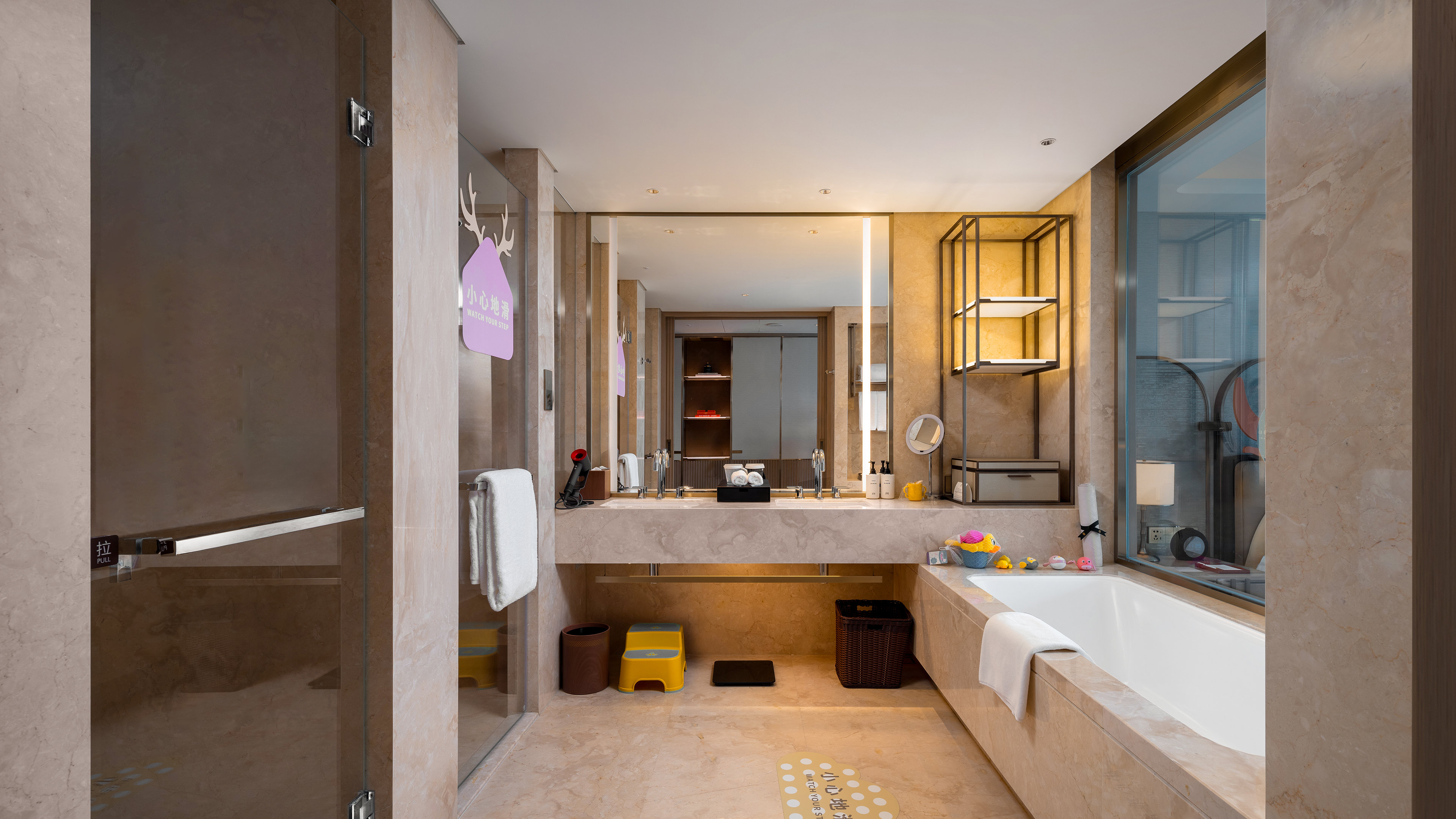 InterContinental Wuxi Taihu New City 50/50