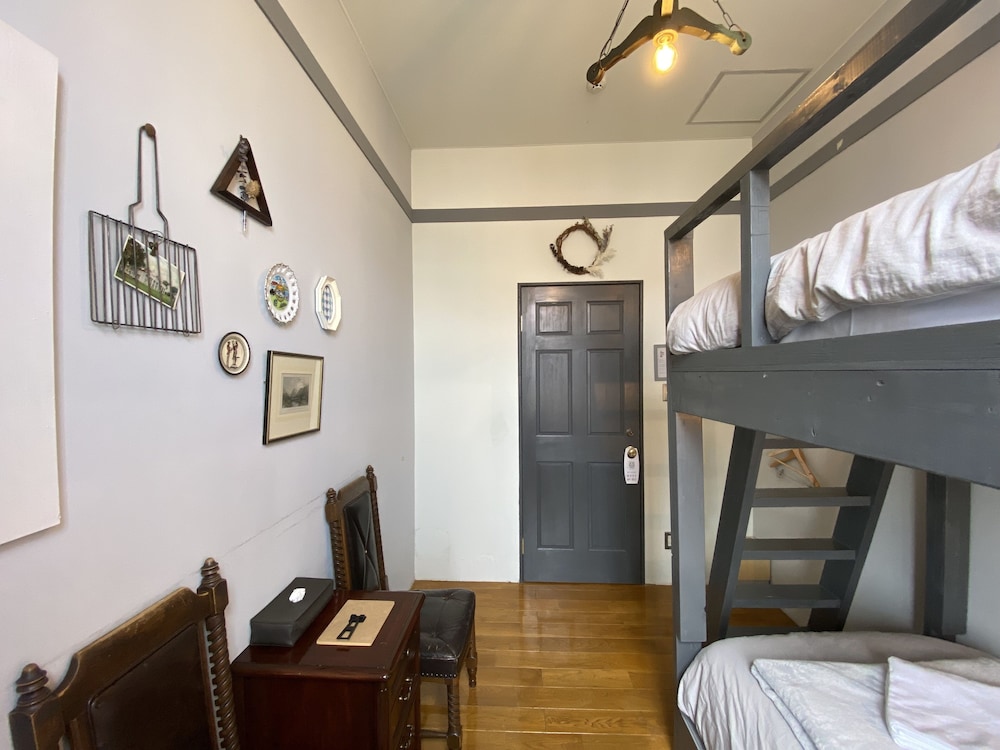 Room, Twin Beds, Bunk Bed