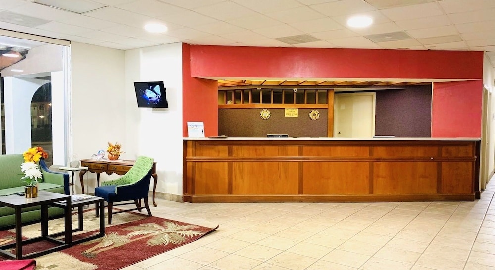 Ramada By Wyndham Walterboro 2/30