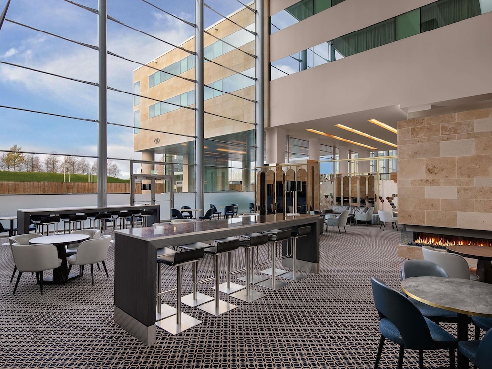 Sofitel London Heathrow 37/50