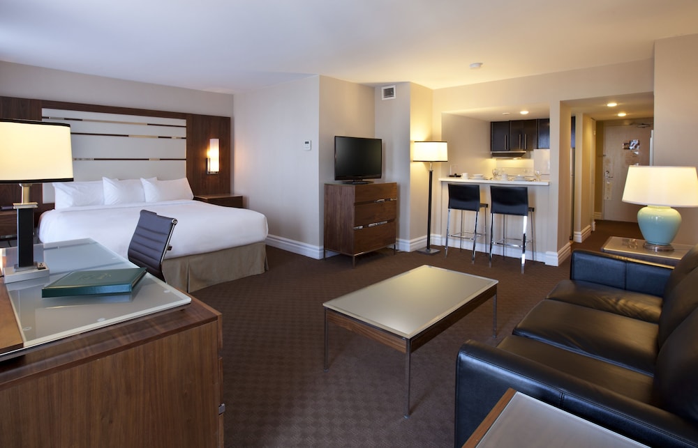 Le Cantlie Suites Hotel 13/56