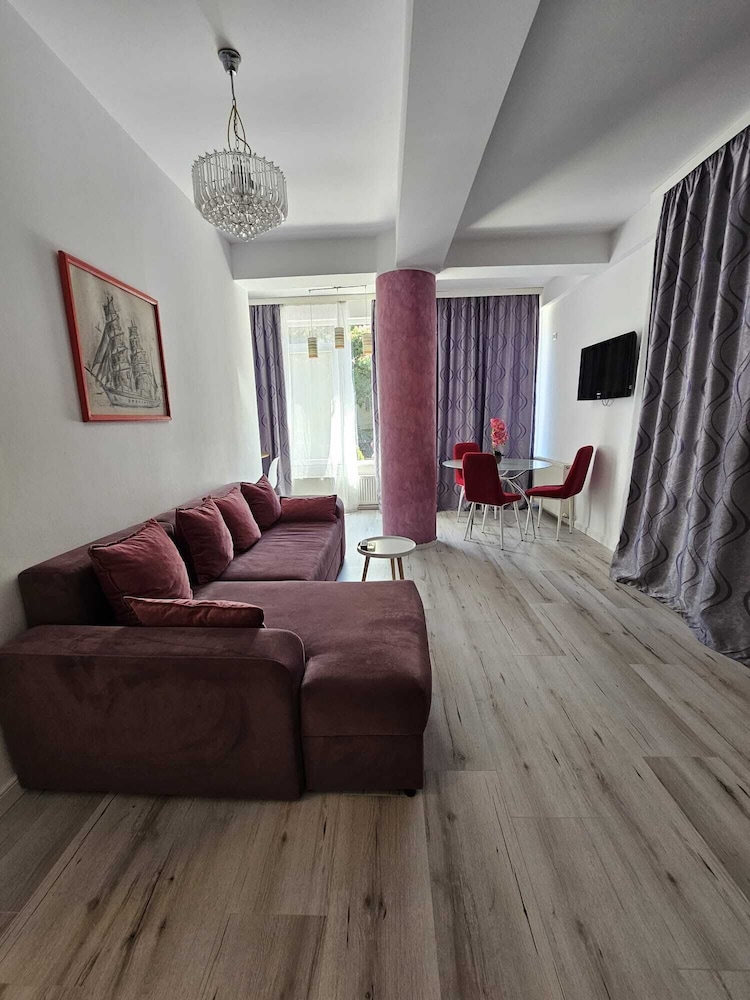 Gabizz Apartments 30/50
