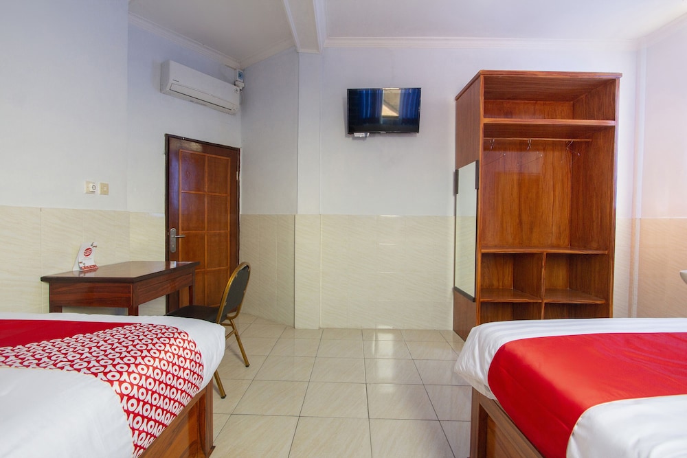 OYO 3720 Homestay Gayatri Janti 18/27