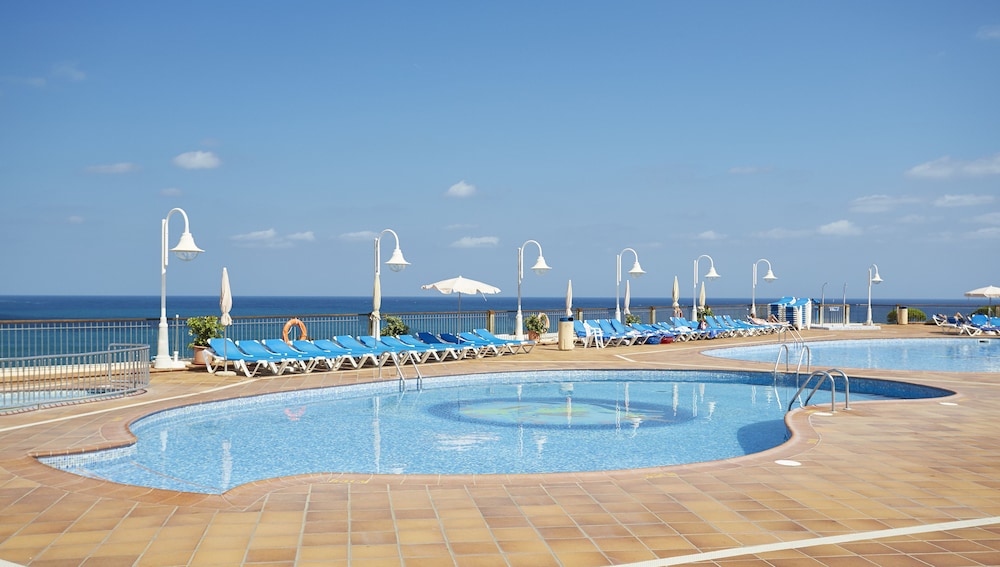Invisa Hotel Club Cala Verde 54/103