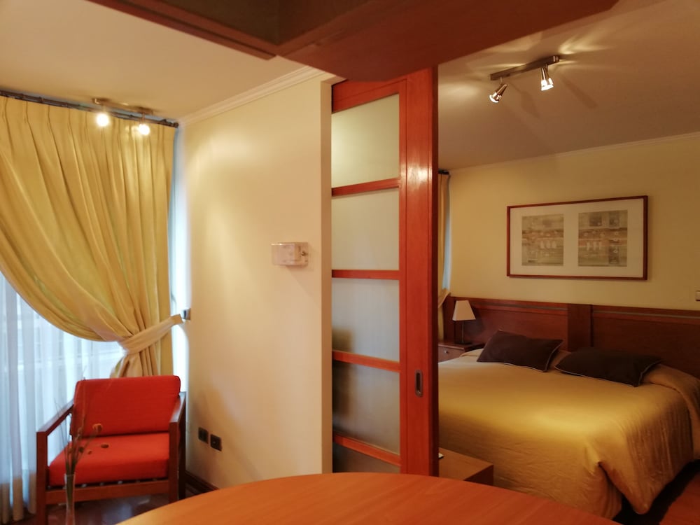 ANDES SUITES. 4/22