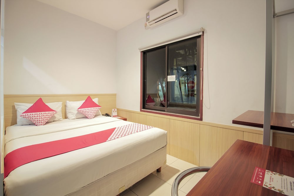 Room at Collection O 295 Grha Ciumbuleuit Guest House, BANDUNG