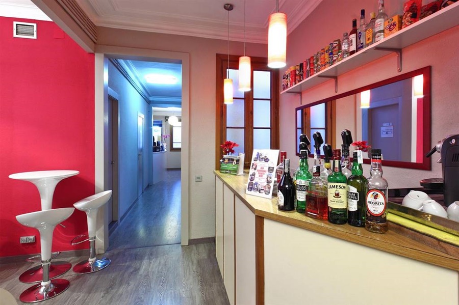 Hotel Ginebra 2/39