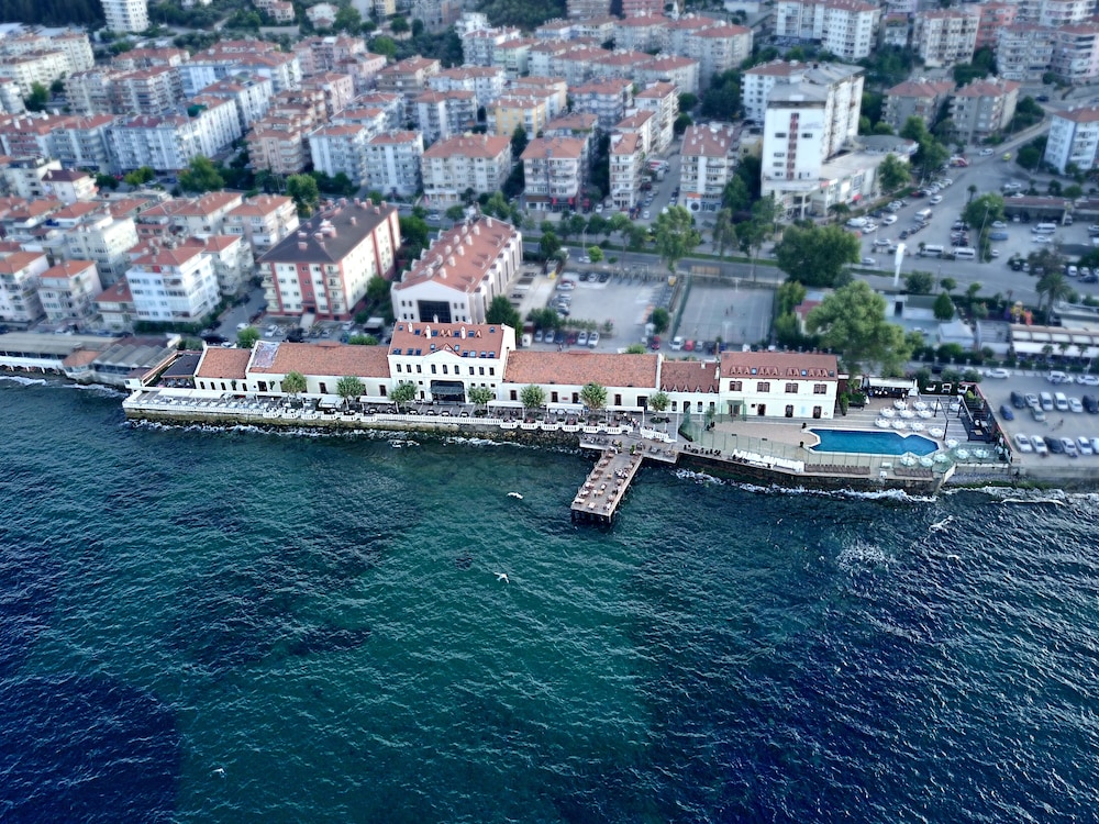 Montania Town Hotel Mudanya 31/36