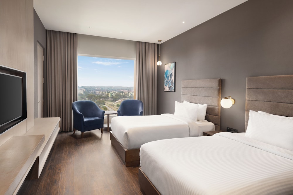 Wyndham Chandigarh Mohali 6/34