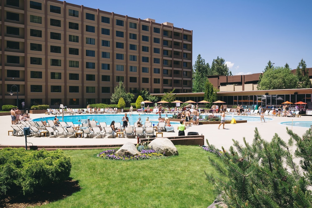 Golden Nugget Lake Tahoe Hotel & Casino 6/56