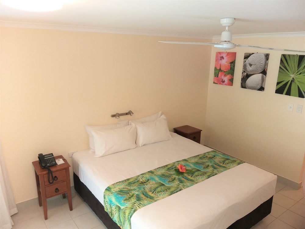 CLUB RARO RESORT 14/75