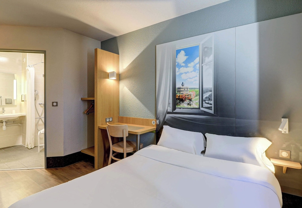 ROOM, DOUBLE BED, ACCESSIBLE