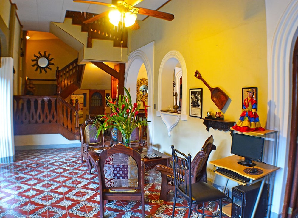 Hotel Los Balcones Leon 28/48