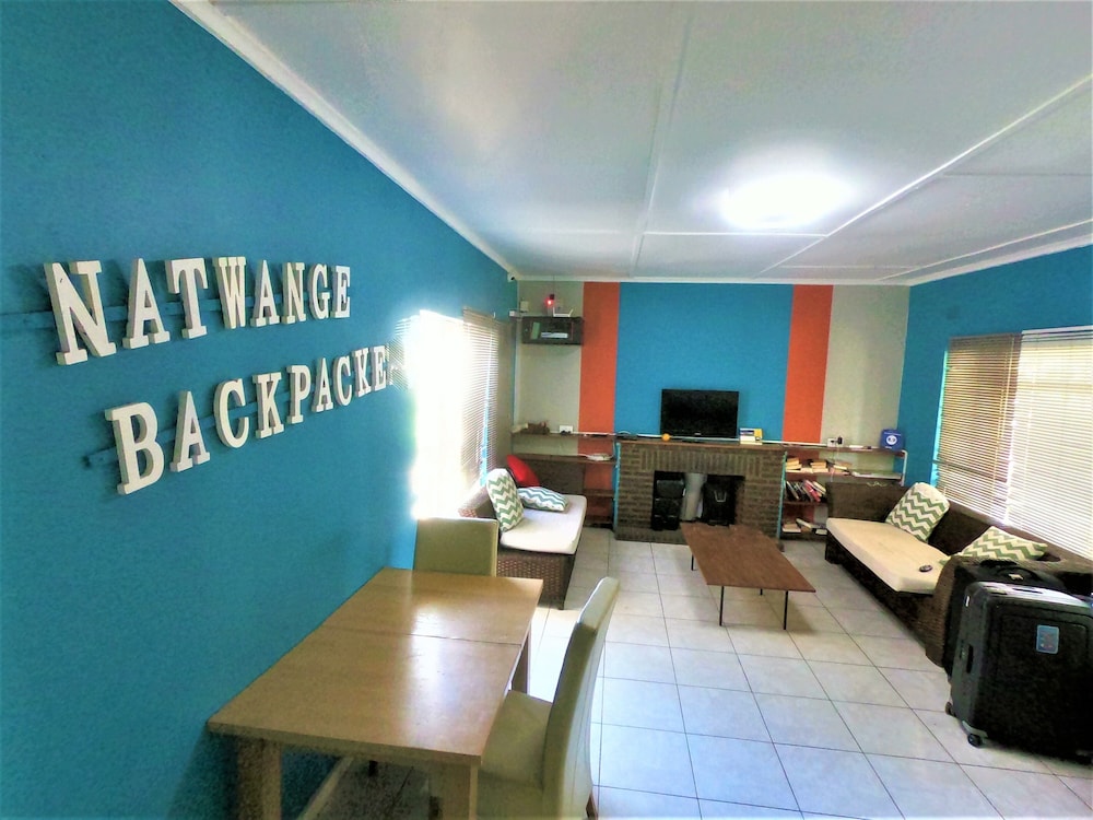 Natwange Backpackers 16/36