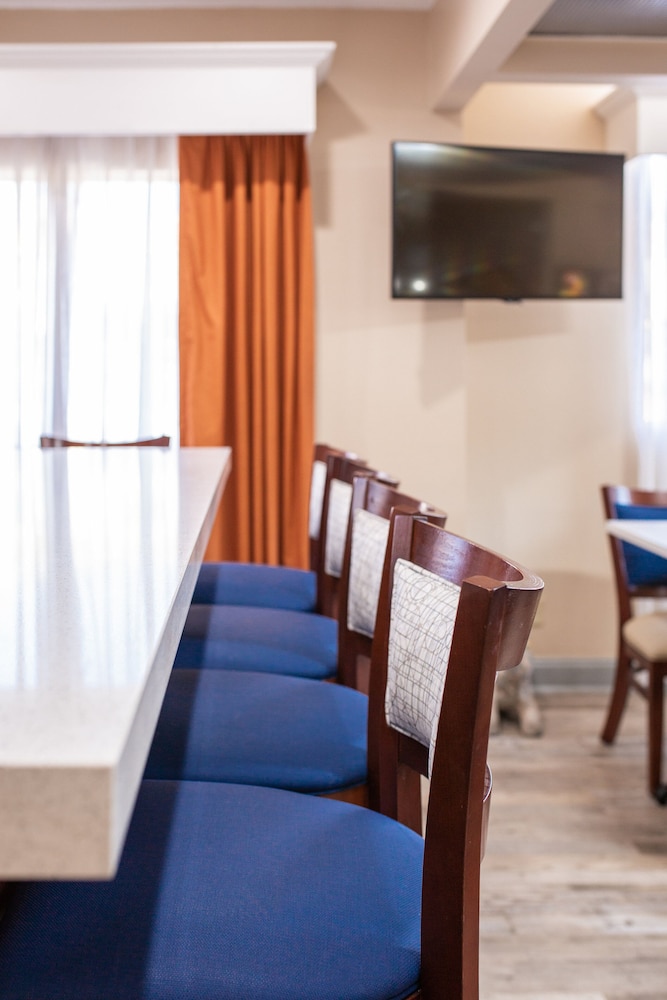 Best Western Royal Inn 44/52