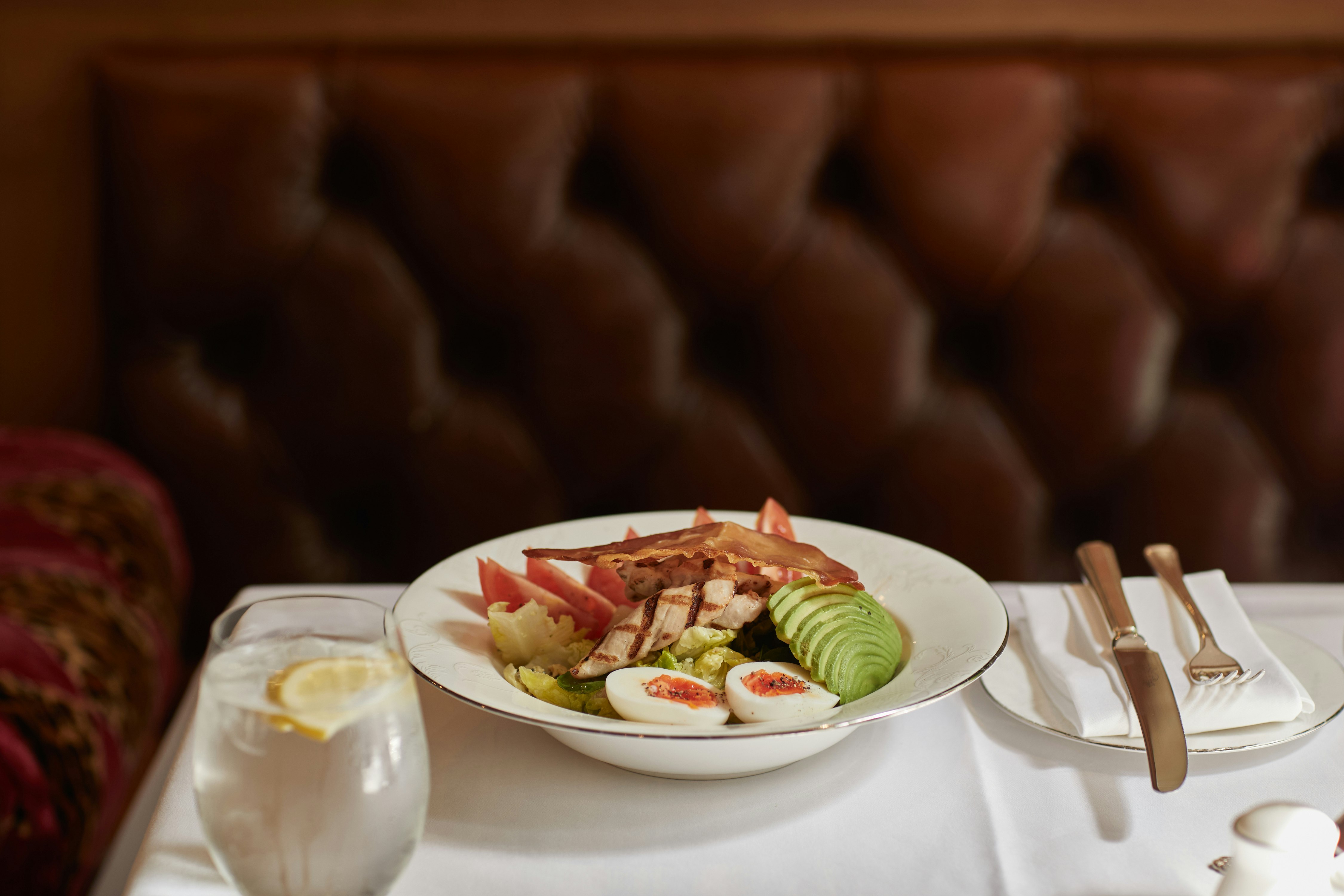 The Chesterfield Mayfair 36/84