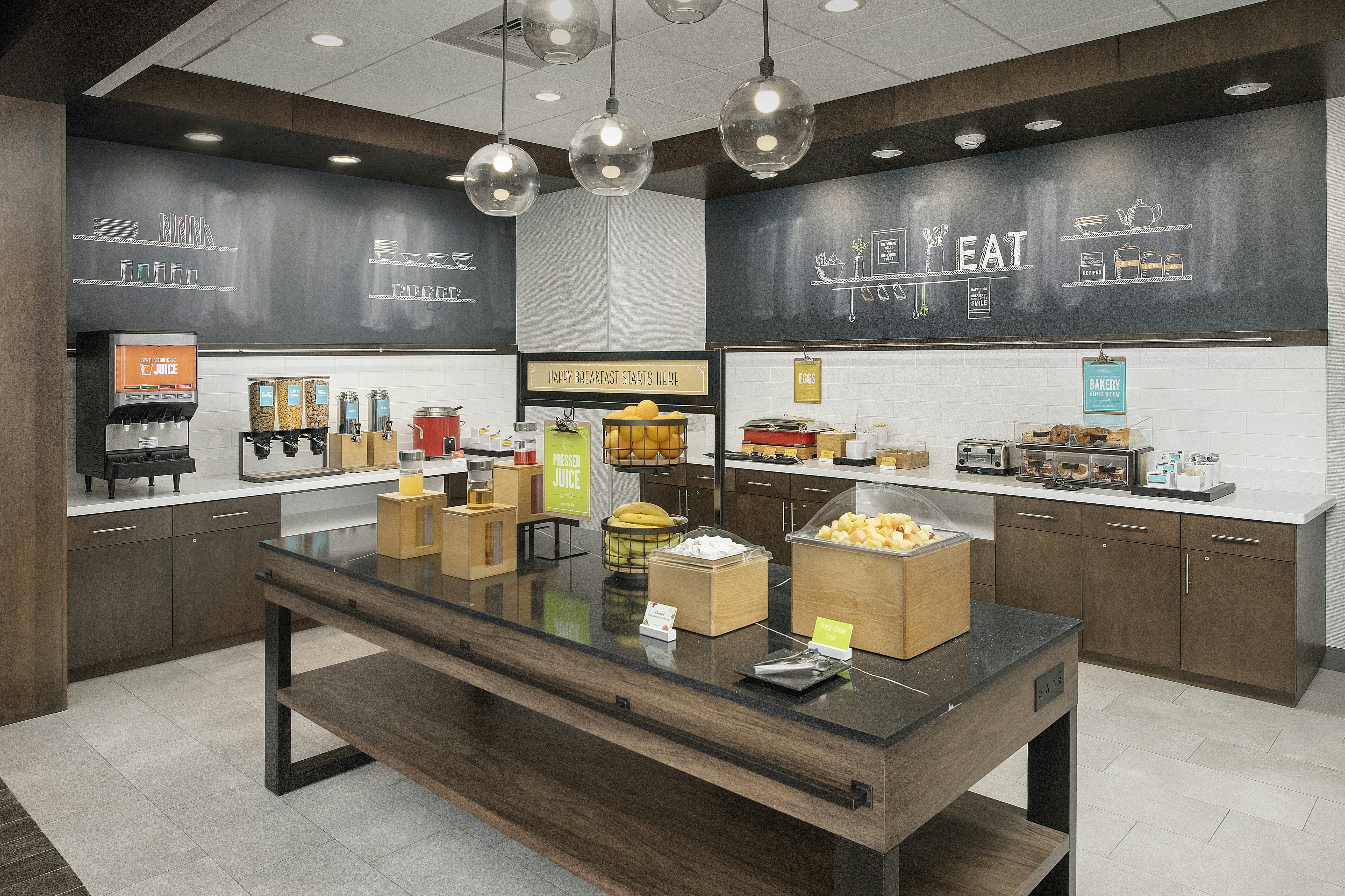 Hampton Inn Suites Charlotte Airport Lake Pointe 25/38