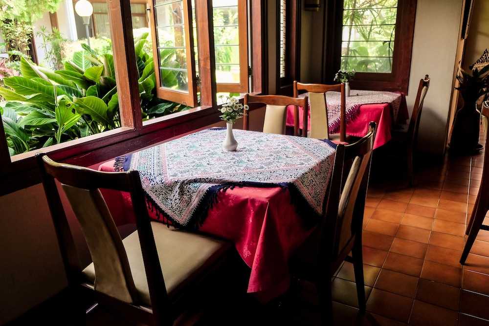 Hotel Bumi Asih 46/64