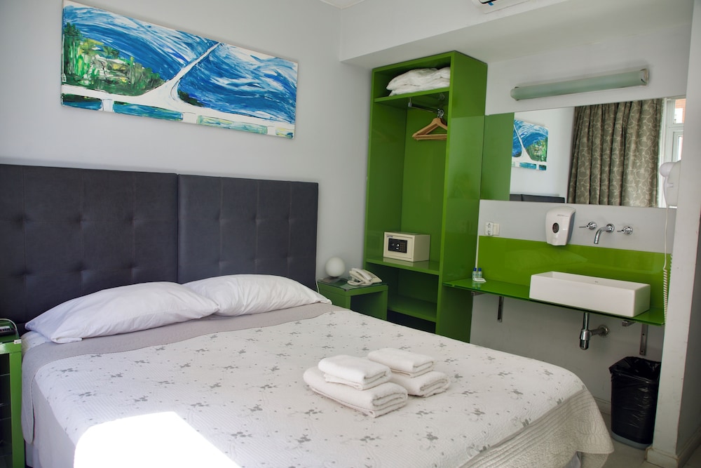 COMFORT, DOUBLE BED