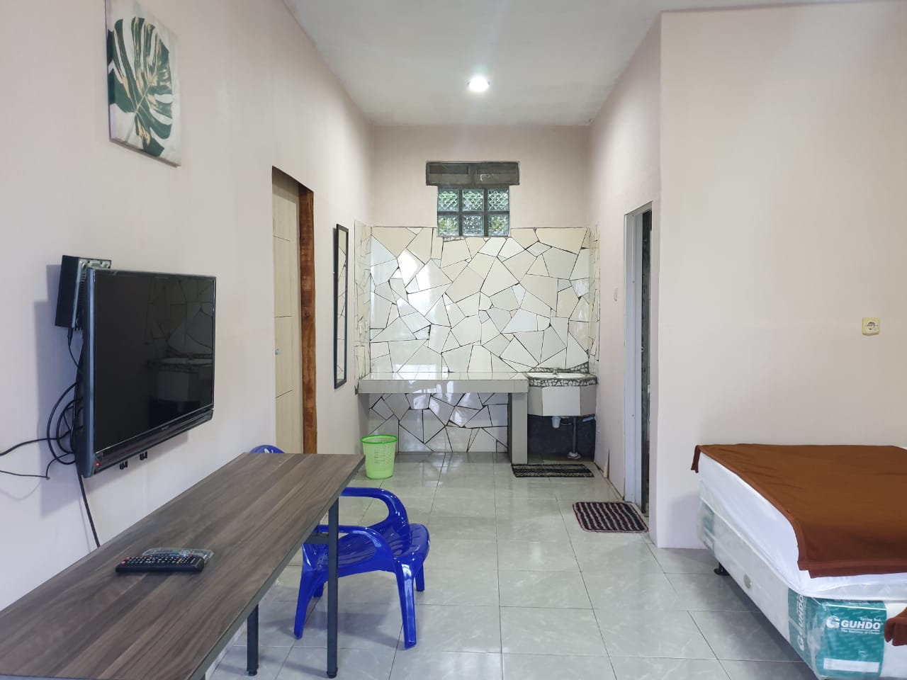 OYO 3040 D pineapple Villa 19/32