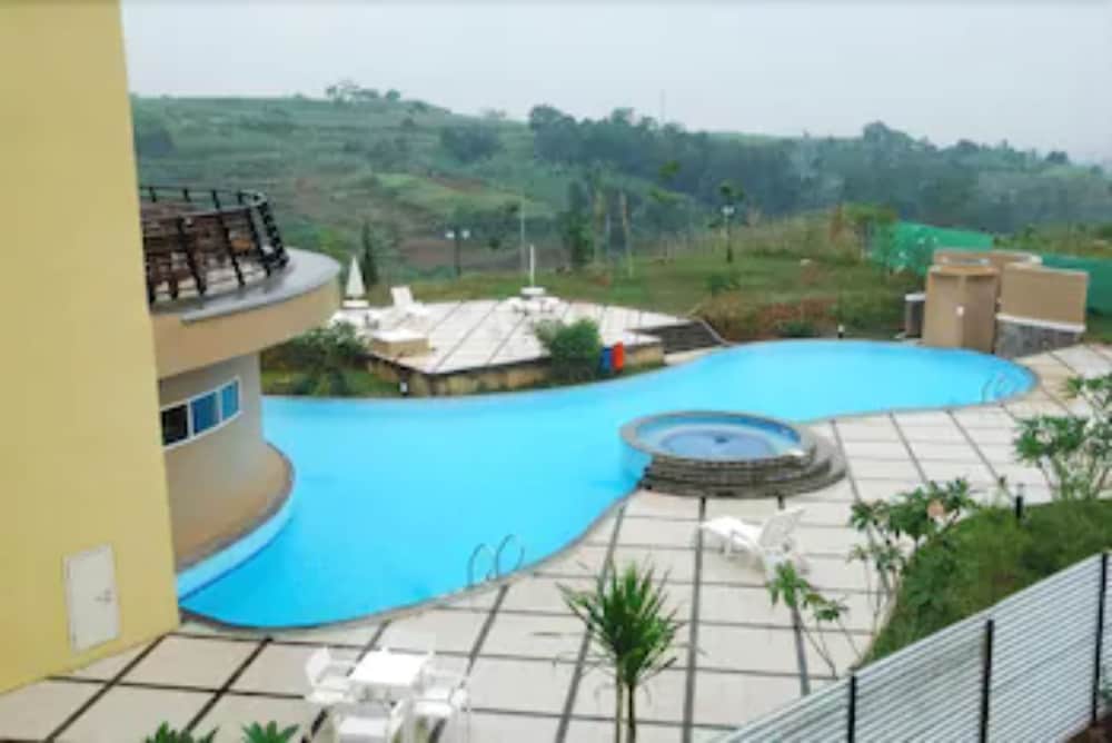 MARBELLA SUITES BANDUNG 5/73
